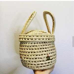 Beautiful sea grass basket with lid